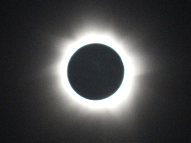2012 Solar Eclipse Outer Corona