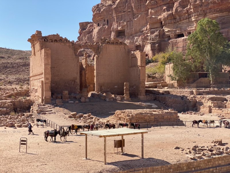 qasralbint.jpg